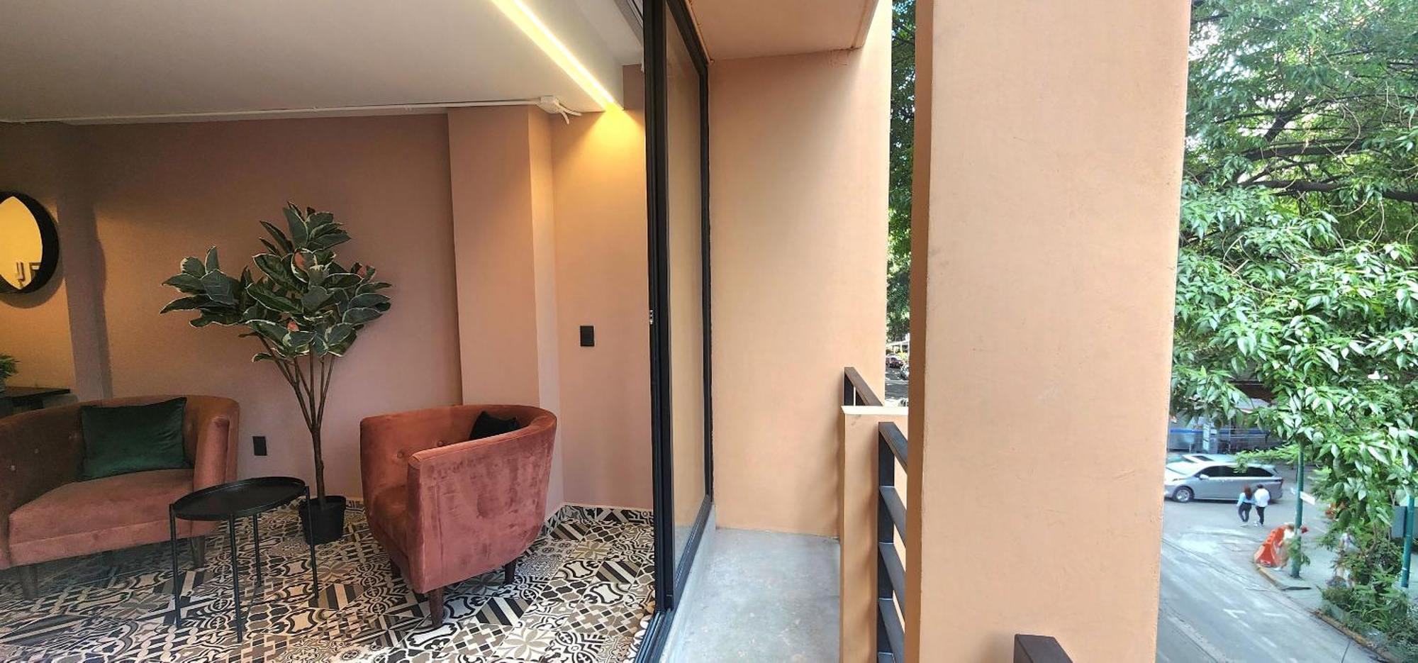 Niu Reforma 4* Mexiko-Stadt